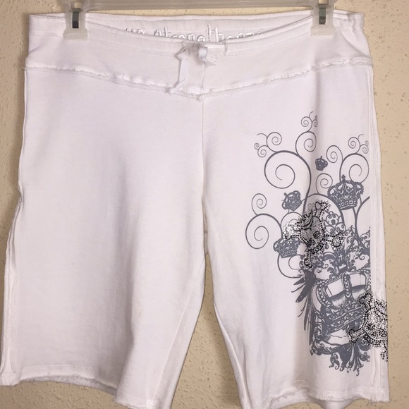 413 Strengthgear Skull Shorts Frayed Seams & Hem - Picture 1 of 6